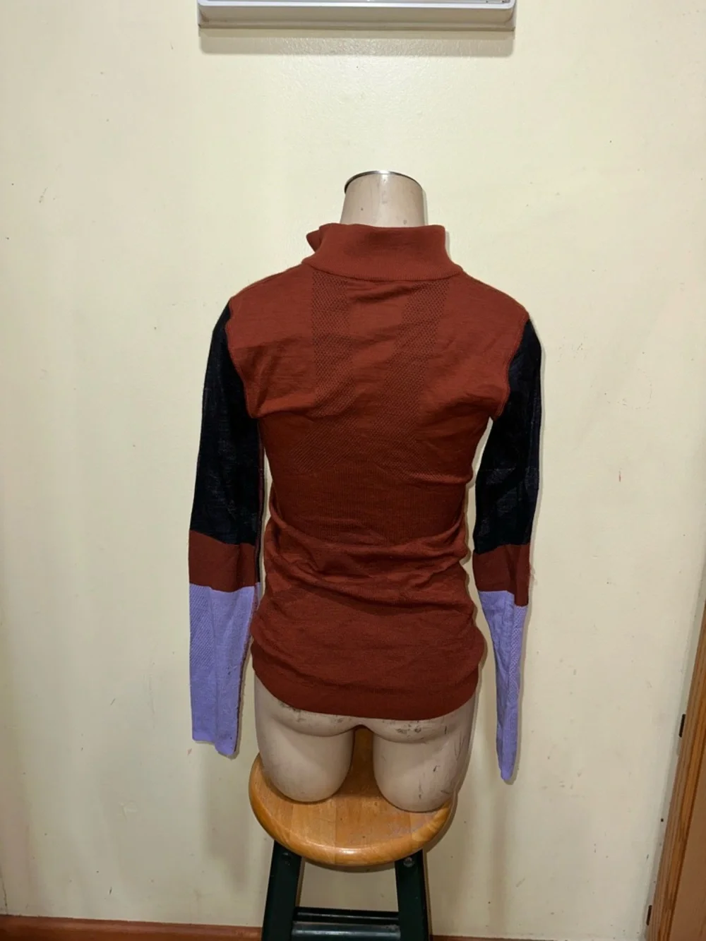 Woman’s Smartwool long sleeve half zip - Picture 2 of 6